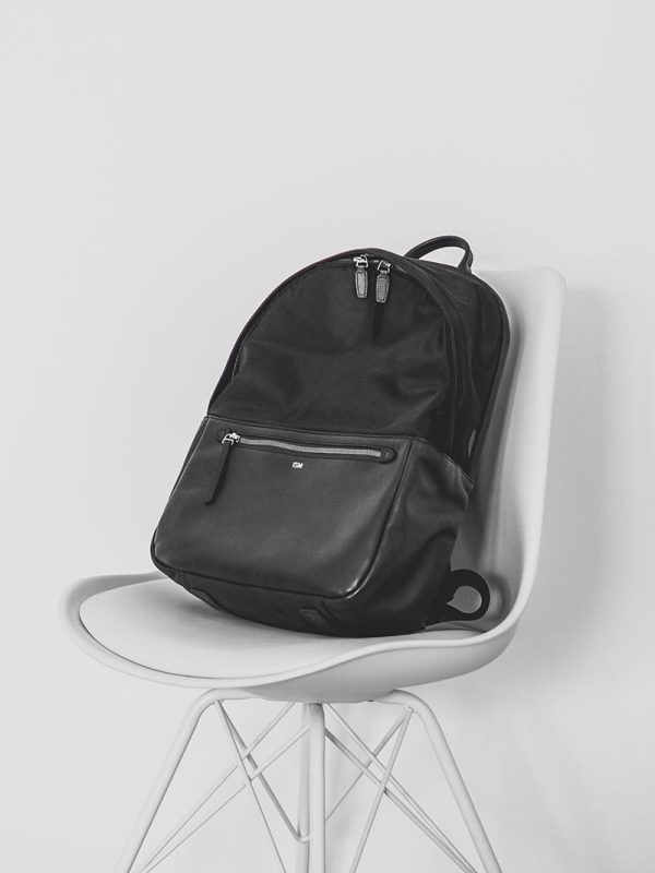 Ransel YogiKicks Basic Canvas – Hitam Kain