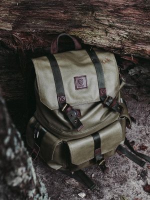 andrew-neel-UcgSpU8bOYY-unsplash Ransel YogiKicks Urban Grey - Abu-abu Kain